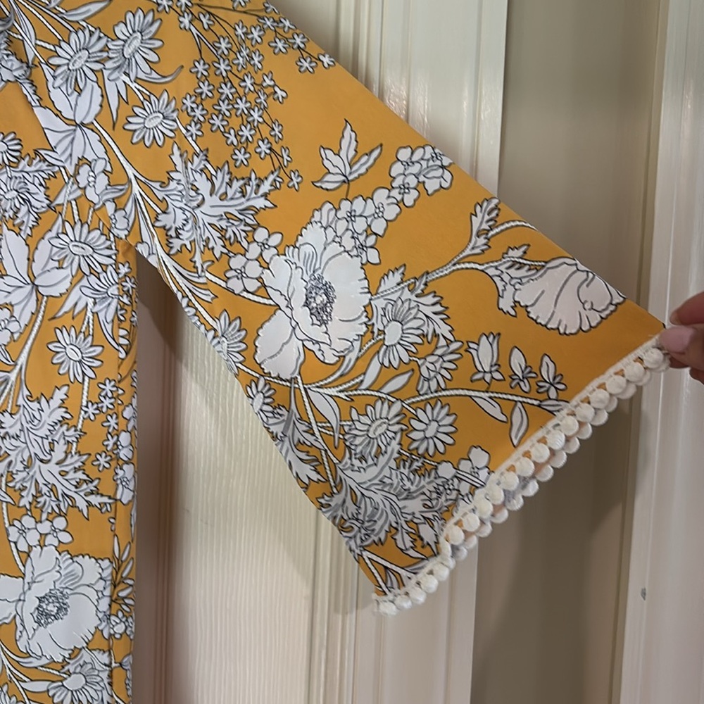 SJS FLORAL BLOUSE - Picture 3 of 6